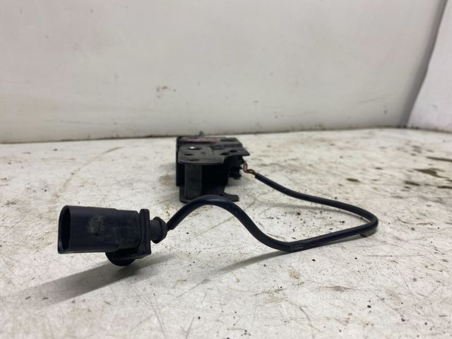 bontott SKODA OCTAVIA II Motorháztető Zárszerkezet