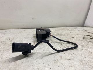 bontott SKODA OCTAVIA II Motorháztető Zárszerkezet