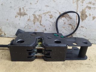 bontott SKODA OCTAVIA II Motorháztető Zárszerkezet