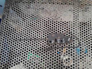 bontott SKODA OCTAVIA II Motorháztető Zárszerkezet