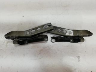 bontott SKODA OCTAVIA II Motorháztető Zsanér Pár