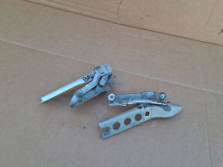 bontott SKODA OCTAVIA II Motorháztető Zsanér Pár