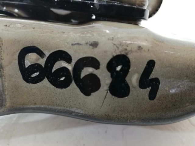 bontott SKODA OCTAVIA II Motorháztető Zsanér Pár