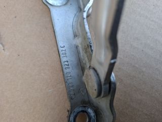 bontott SKODA OCTAVIA II Motorháztető Zsanér Pár