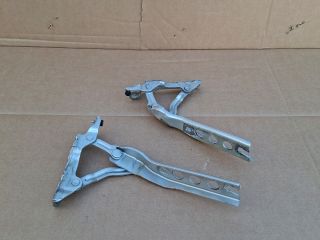 bontott SKODA OCTAVIA II Motorháztető Zsanér Pár