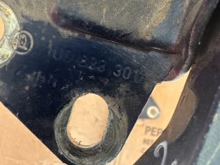 bontott SKODA OCTAVIA II Motorháztető Zsanér Pár