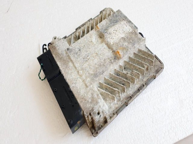 bontott SKODA OCTAVIA II Motorvezérlő