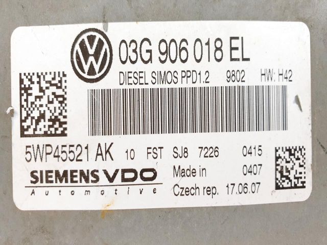 bontott SKODA OCTAVIA II Motorvezérlő