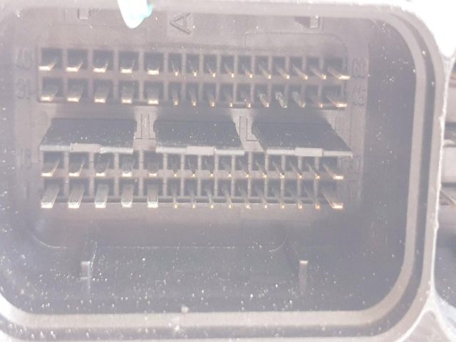 bontott SKODA OCTAVIA II Motorvezérlő