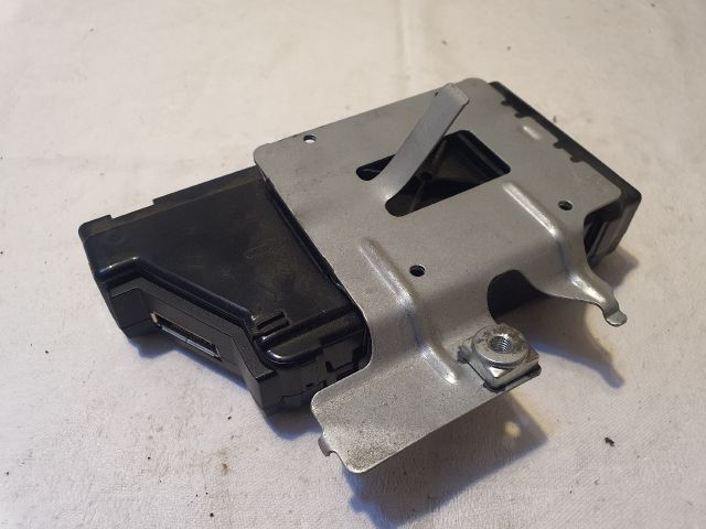 bontott SKODA OCTAVIA II Multimédia Vezérlő