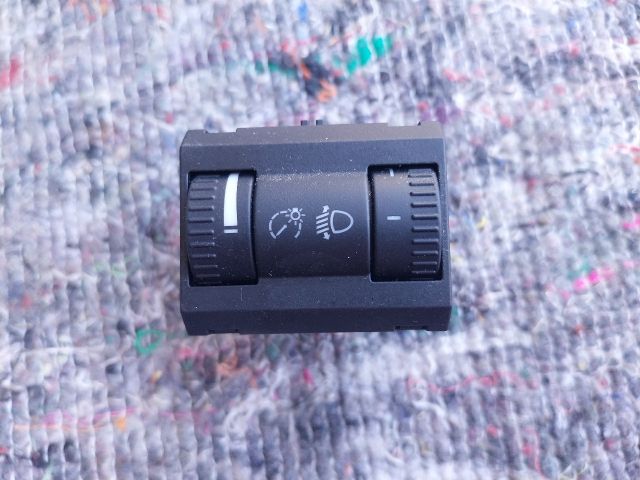 bontott SKODA OCTAVIA II Műszerfal Fényerő Szabályzó