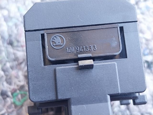 bontott SKODA OCTAVIA II Műszerfal Fényerő Szabályzó