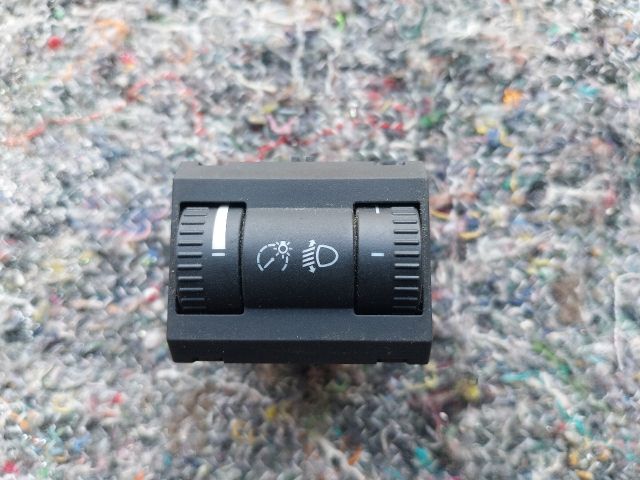 bontott SKODA OCTAVIA II Műszerfal Fényerő Szabályzó