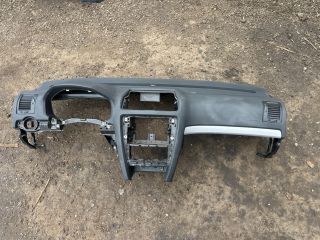 bontott SKODA OCTAVIA II Műszerfal Héj