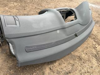 bontott SKODA OCTAVIA II Műszerfal Héj