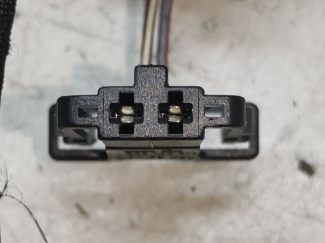 bontott SKODA OCTAVIA II Műszerfal Kábelköteg