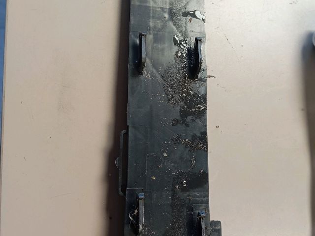 bontott SKODA OCTAVIA II Pollenszűrő Fedél