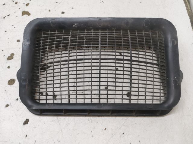 bontott SKODA OCTAVIA II Pollenszűrő Fedél