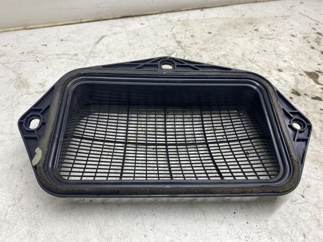 bontott SKODA OCTAVIA II Pollenszűrő Fedél