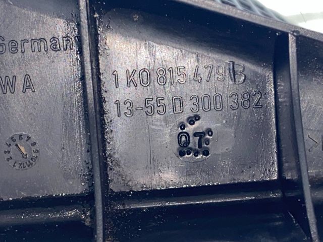 bontott SKODA OCTAVIA II Pollenszűrő Fedél