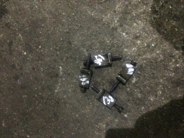 bontott SKODA OCTAVIA II Porlasztó Lefogató