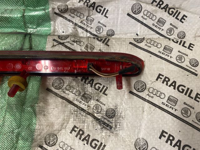 bontott SKODA OCTAVIA II Pótféklámpa