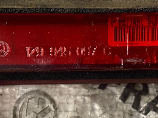 bontott SKODA OCTAVIA II Pótféklámpa