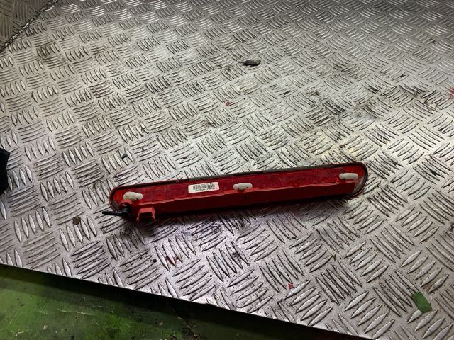 bontott SKODA OCTAVIA II Pótféklámpa