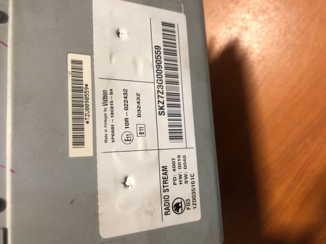 bontott SKODA OCTAVIA II Rádió / CD Kapcsoló