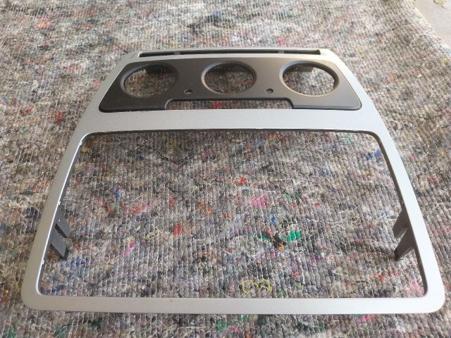 bontott SKODA OCTAVIA II Rádió / CD Keret