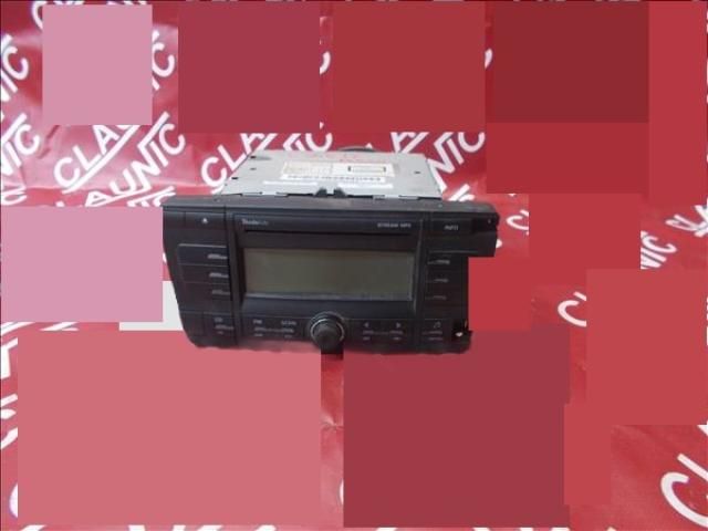 bontott SKODA OCTAVIA II Rádió / CD