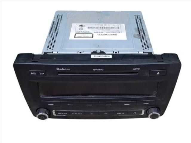 bontott SKODA OCTAVIA II Rádió / CD
