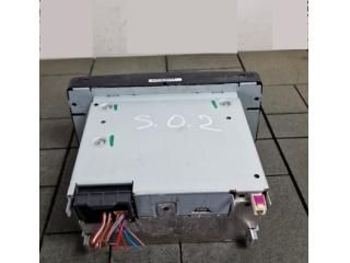 bontott SKODA OCTAVIA II Rádió / CD