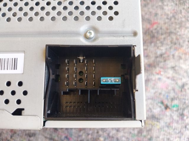 bontott SKODA OCTAVIA II Rádió / CD