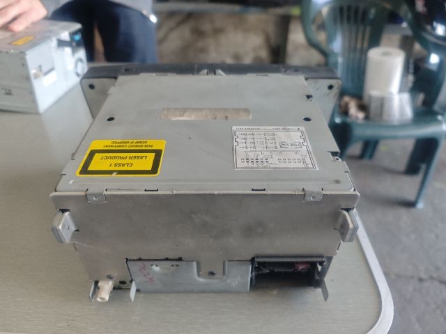 bontott SKODA OCTAVIA II Rádió / CD