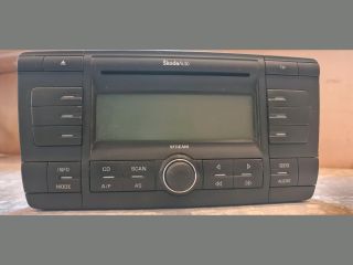 bontott SKODA OCTAVIA II Rádió / CD