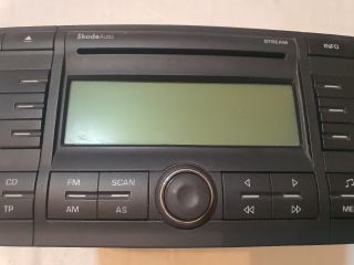 bontott SKODA OCTAVIA II Rádió / CD