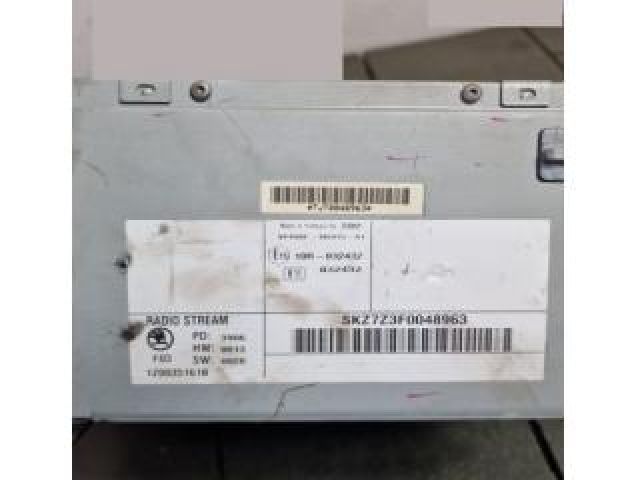 bontott SKODA OCTAVIA II Rádió / CD