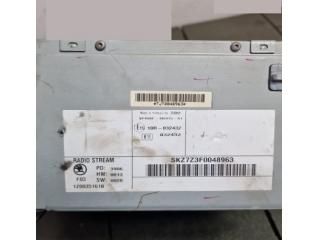 bontott SKODA OCTAVIA II Rádió / CD