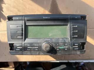 bontott SKODA OCTAVIA II Rádió / CD
