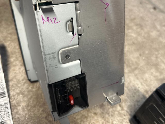 bontott SKODA OCTAVIA II Rádió / CD