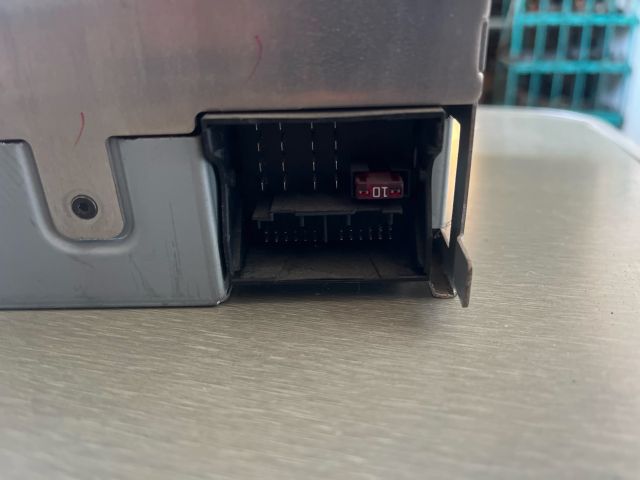 bontott SKODA OCTAVIA II Rádió / CD