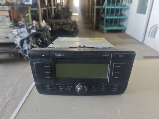 bontott SKODA OCTAVIA II Rádió / CD