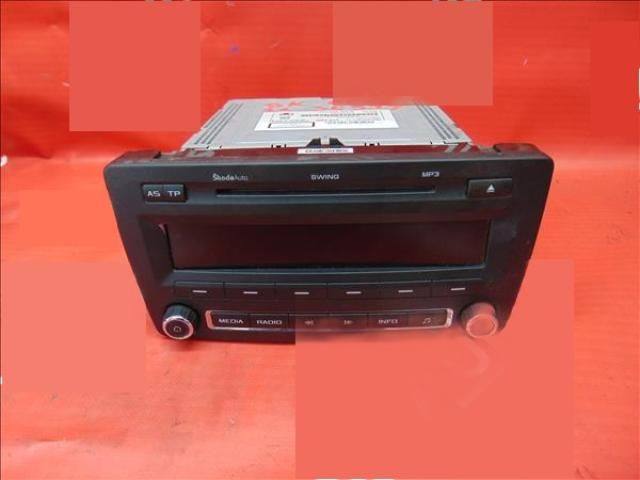 bontott SKODA OCTAVIA II Rádió / CD