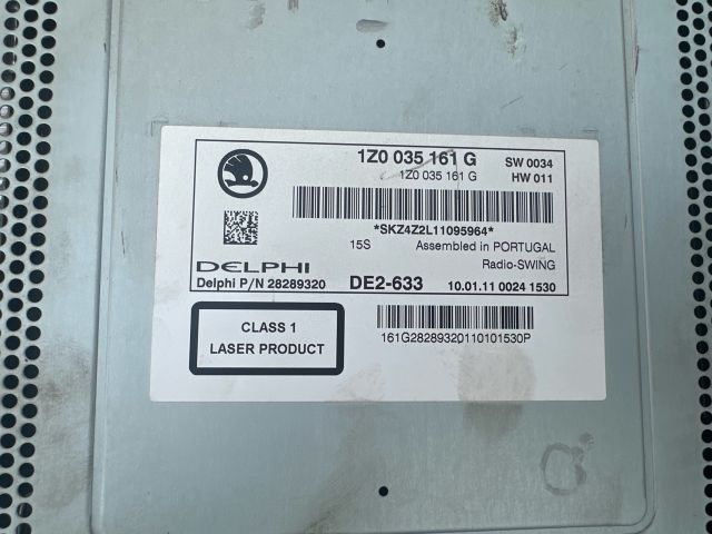 bontott SKODA OCTAVIA II Rádió / CD