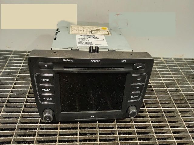 bontott SKODA OCTAVIA II Rádió / CD