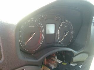 bontott SKODA OCTAVIA II Rádió / CD