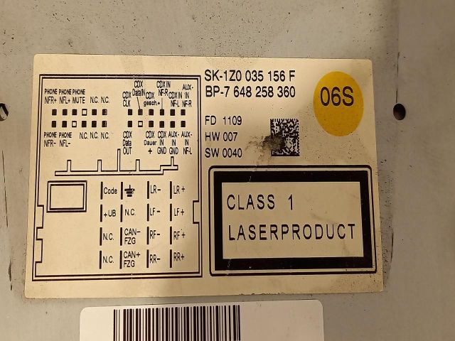 bontott SKODA OCTAVIA II Rádió / CD