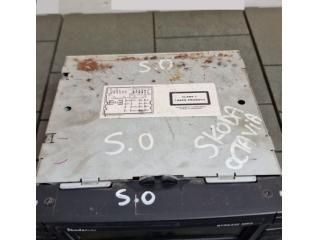 bontott SKODA OCTAVIA II Rádió / CD