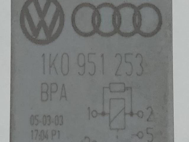 bontott SKODA OCTAVIA II Relé